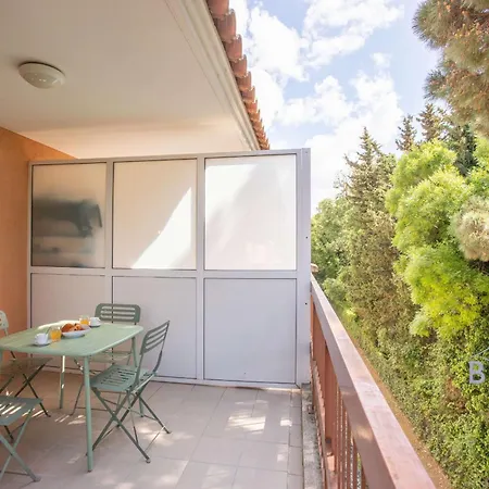 Lovely With Golf Course Views Close To The Sea Swimming Pool Park *